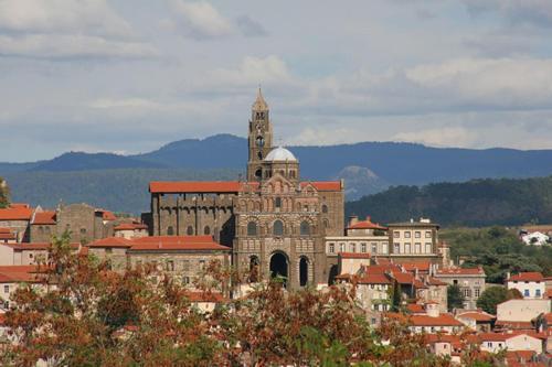 Logis Du Cagaire Apartment Le Puy-en-Velay Bagian luar foto